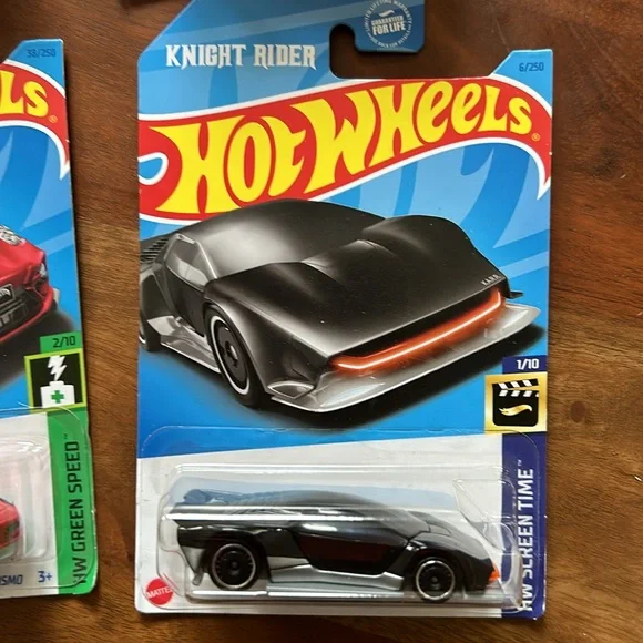 Set of 4 HotWheels - Picture 3 of 6
